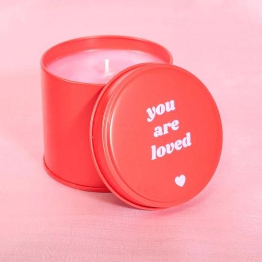 Bougie Rouge En Étain Pomegranate & Fig You Are Loved Pour La Saint-Valentin